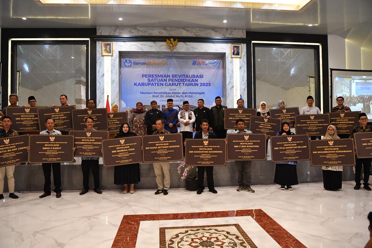 Mendikdasmen Resmikan 20 SD, 31 SMP, dan 27 Satuan Pendidikan Vokasi PKPLK di Kabupaten Garut