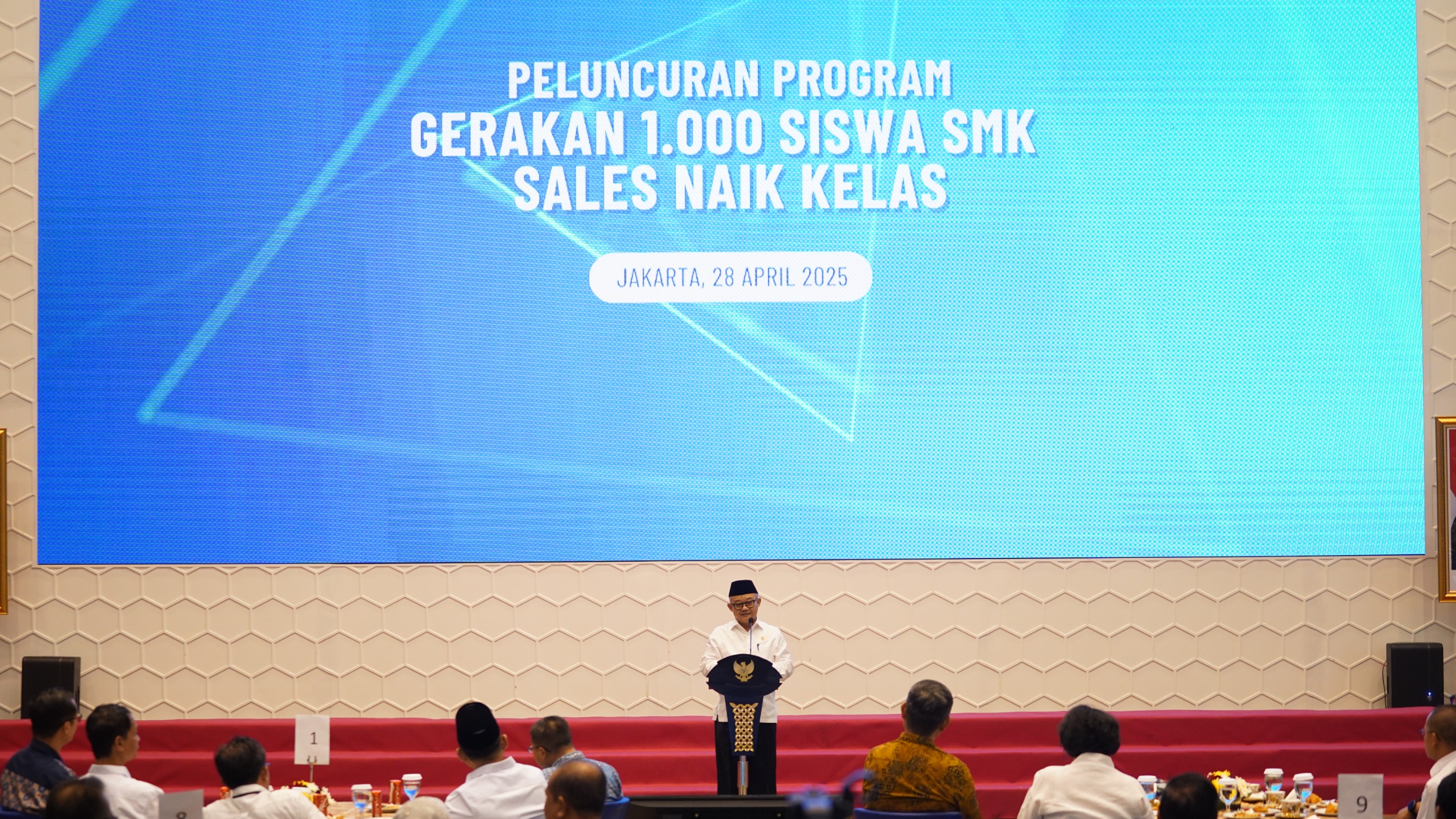 Tingkatkan Program Keahlian Pemasaran, Kemendikdasmen Luncurkan Gerakan 1.000 Siswa SMK Sales Naik Kelas