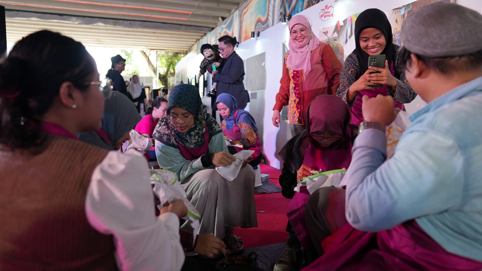 Harmoni Bintang, dari Pameran hingga Workshop Kriya dari SMKN 58 Jakarta