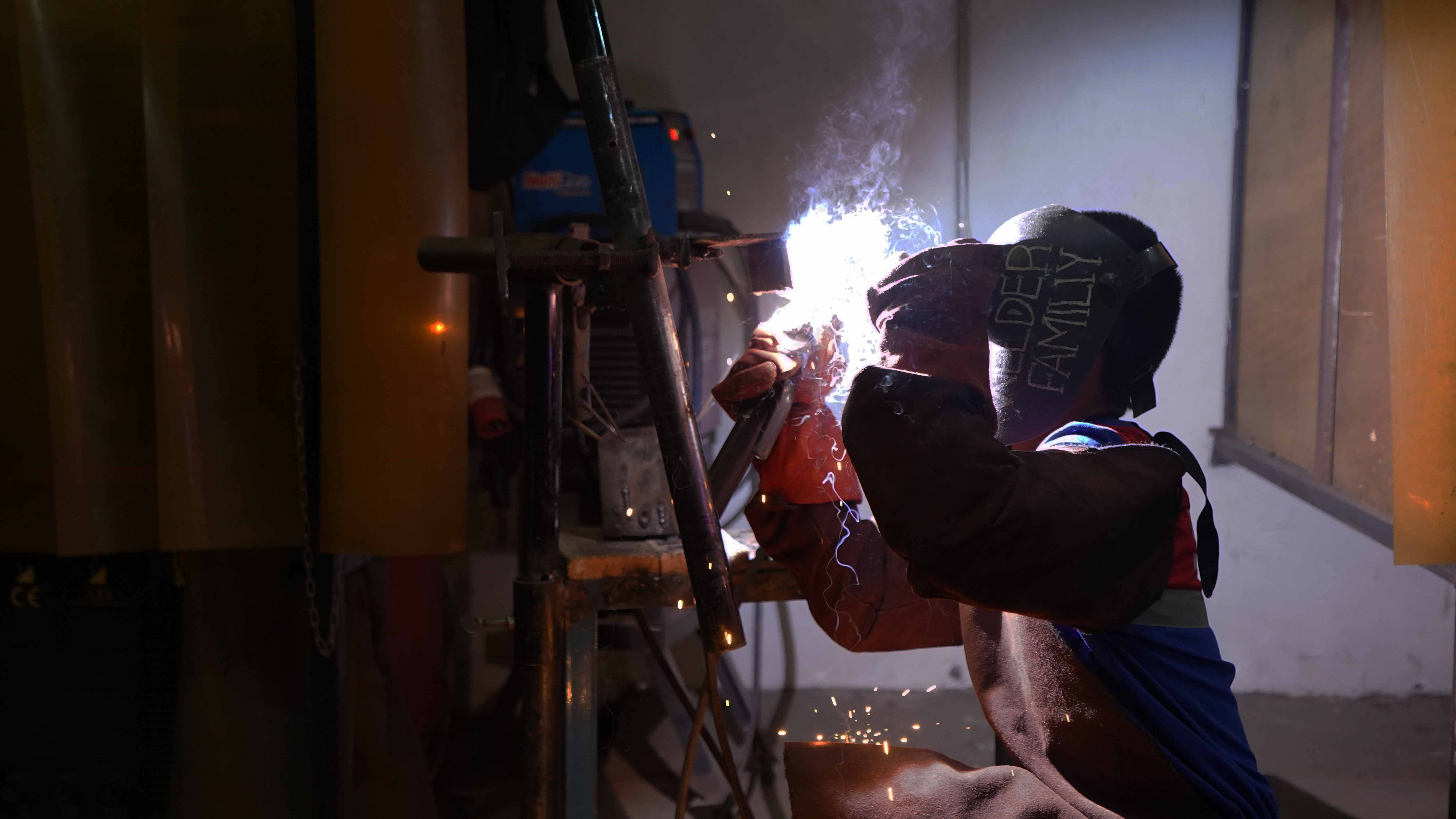Inlastek Welding Institute, LKP yang Mempersiapkan Ahli Las Andal Diincar Industri