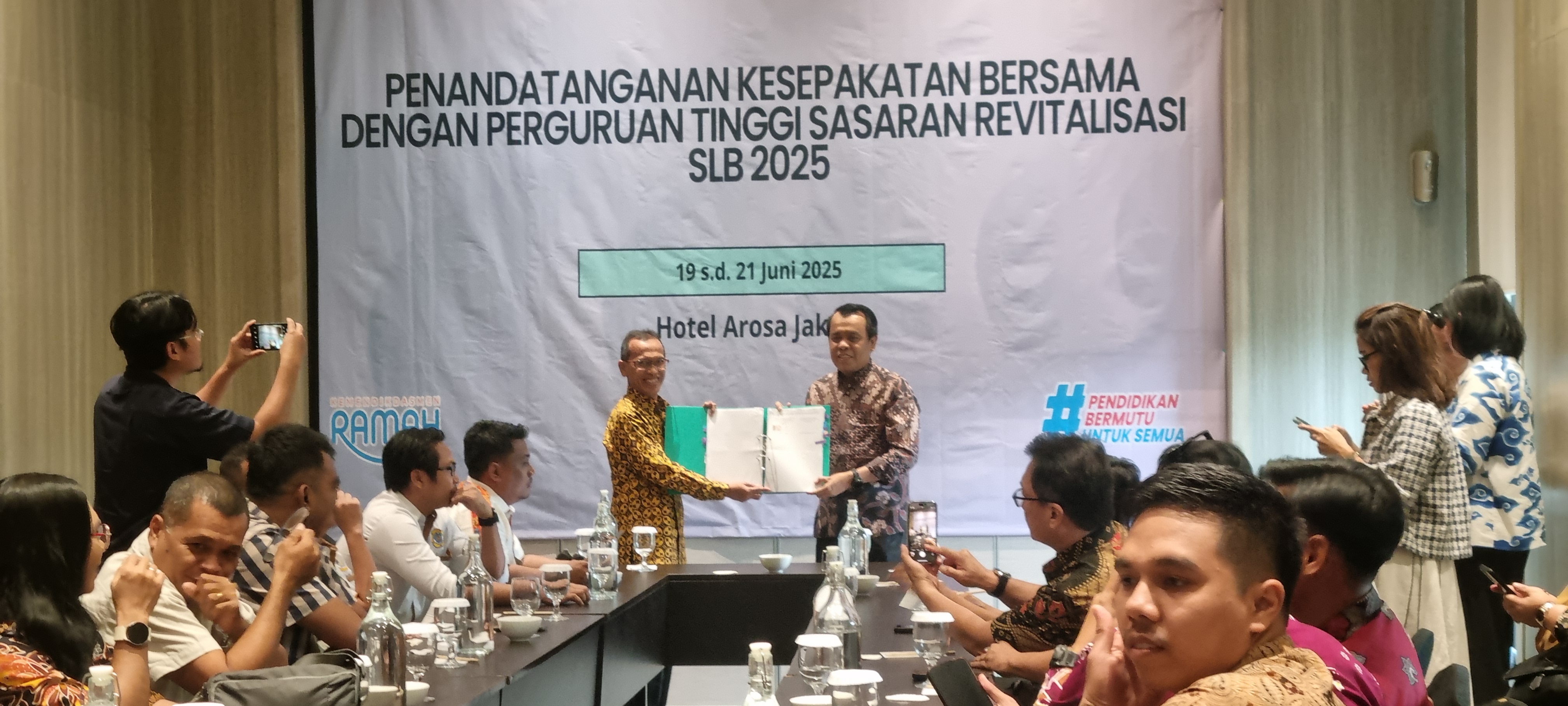 Jaga Akuntabilitas dan Mutu, Revitalisasi SLB Gandeng 21 Perguruan Tinggi