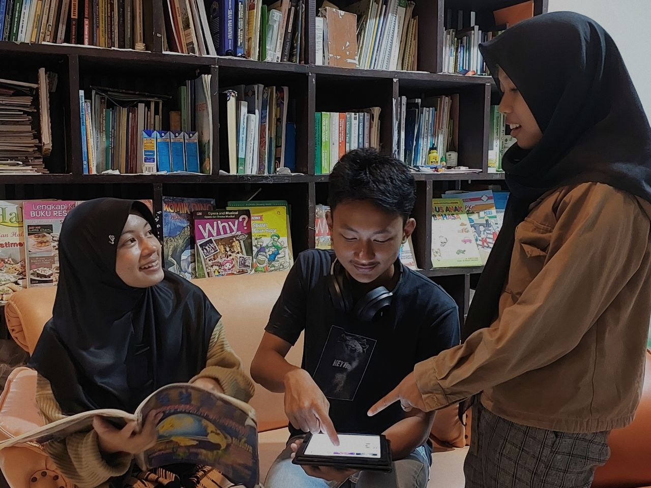 HAI 2025, Kemendikdasmen Dorong Kolaborasi Penuntasan Buta Aksara dan Peningkatan Literasi