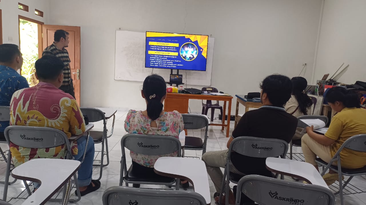 Evaluasi Berkala, Cara PKBM ZIONA Mengukur Keberhasilan Program