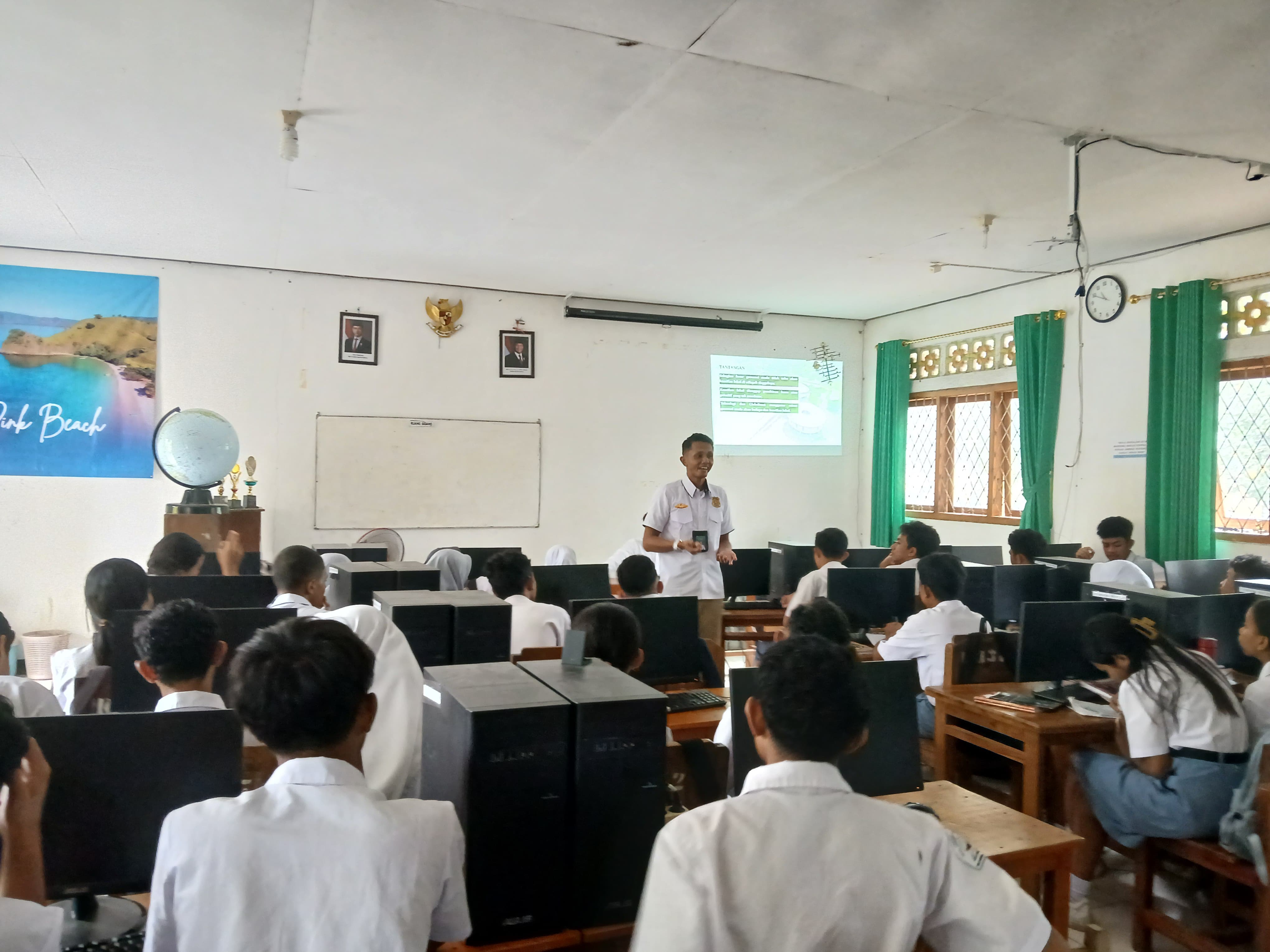 Kolaborasi Pendidikan dan Konservasi, Pelaksanaan RGTS di SMKN 1 Labuan Bajo untuk Komodo yang Lebih Lestari