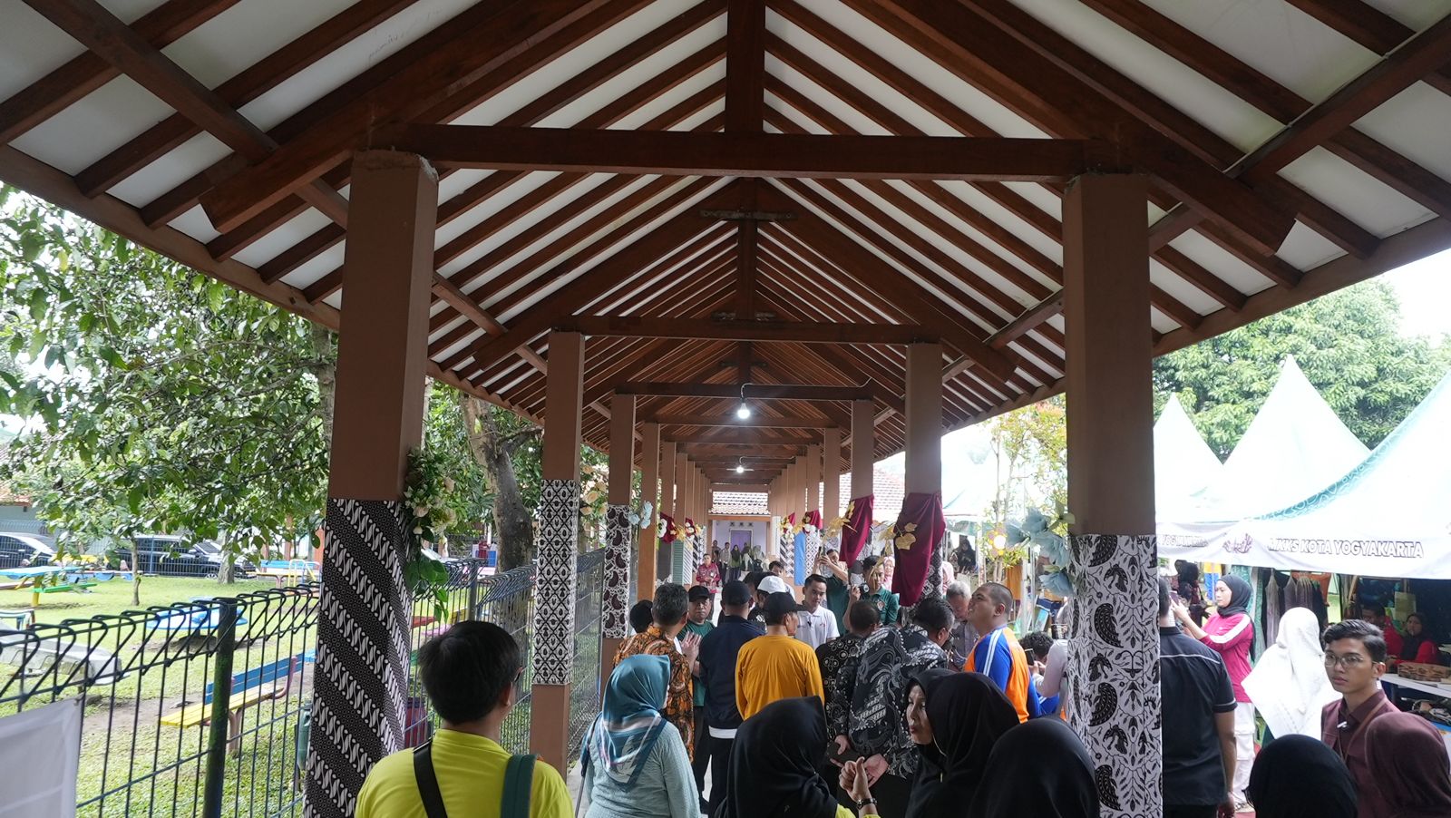 Akses Lebih Mudah, Cerita Wali Murid Disabilitas Rasakan Manfaat Revitalisasi SLB Pembina Yogyakarta