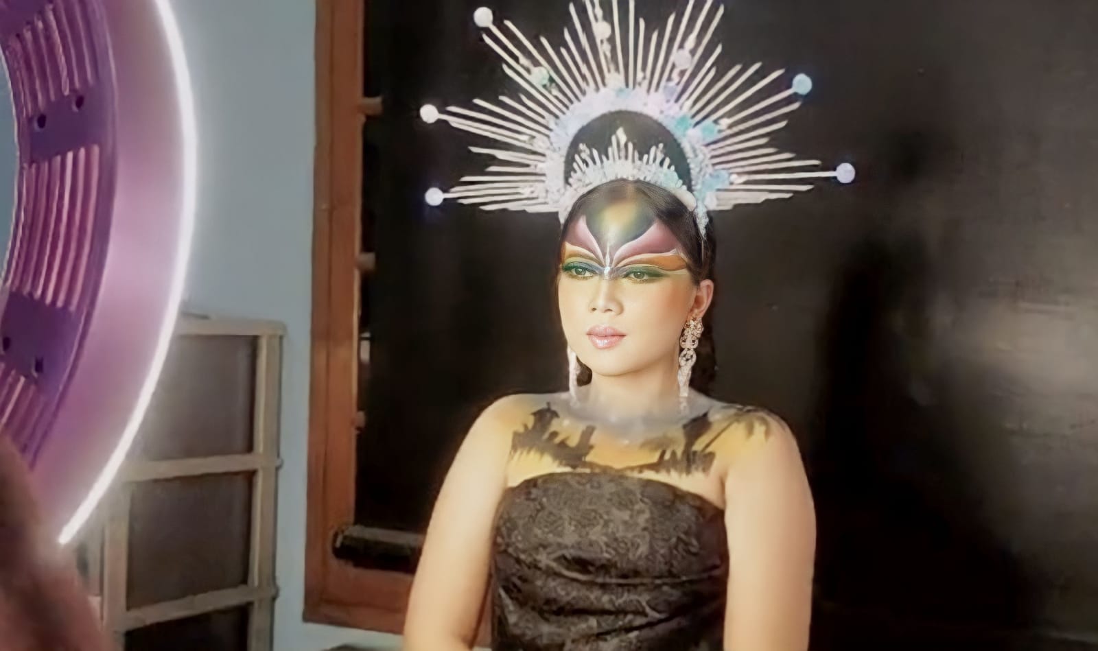Pesona Inovasi Rias Fantasi ‘Beauty of Pati’ ala Alumnus LKP Ardian