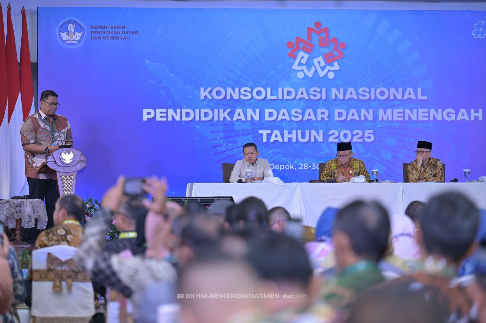 Terima Rekomendasi Konsolnas, Mendikdasmen Apresiasi Dedikasi dan Masukan Peserta