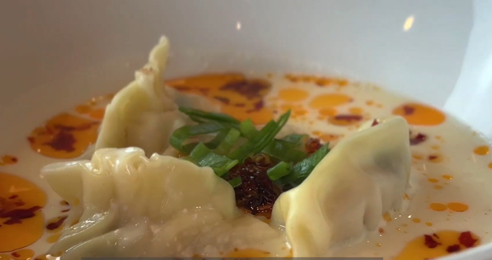 Tutorial Pangsit Kuah Creamy untuk Ide Berbuka atau Sahur