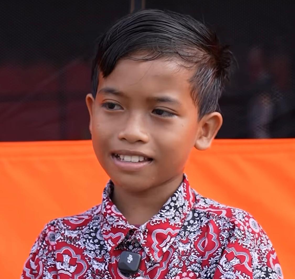 Izam Alfarizi, Siswa SDN 10 Tanantovea, Sang Pemimpi Kecil di Tengah Bencana Banjir Bandang yang Bercita-cita menjadi Pelukis