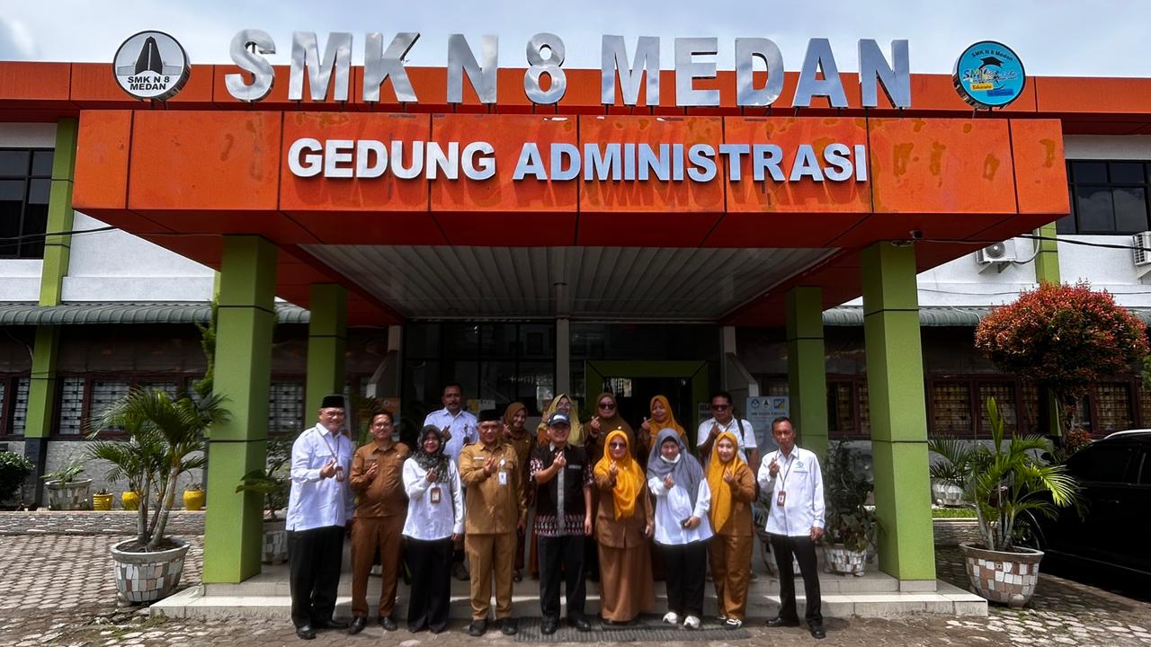 Perkuat Layanan Pendidikan, Dirjen Pendidikan Vokasi PKPLK Tinjau SMKN 8 Medan dan SMKN 13 Medan