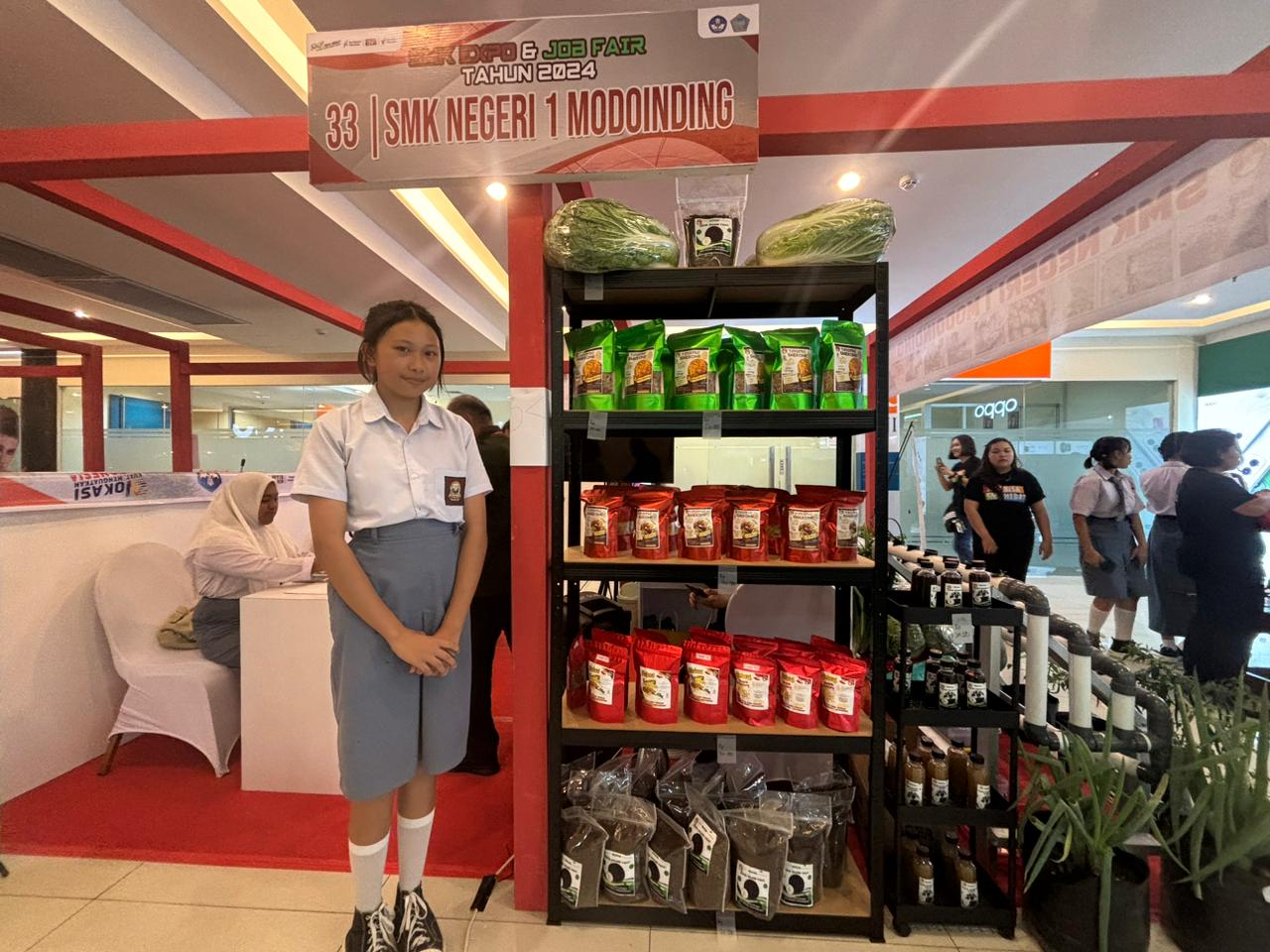 Ubi Kentang Naik Kelas, SMKN 1 Modoinding Olah Kentang menjadi Produk Kuliner Berkualitas
