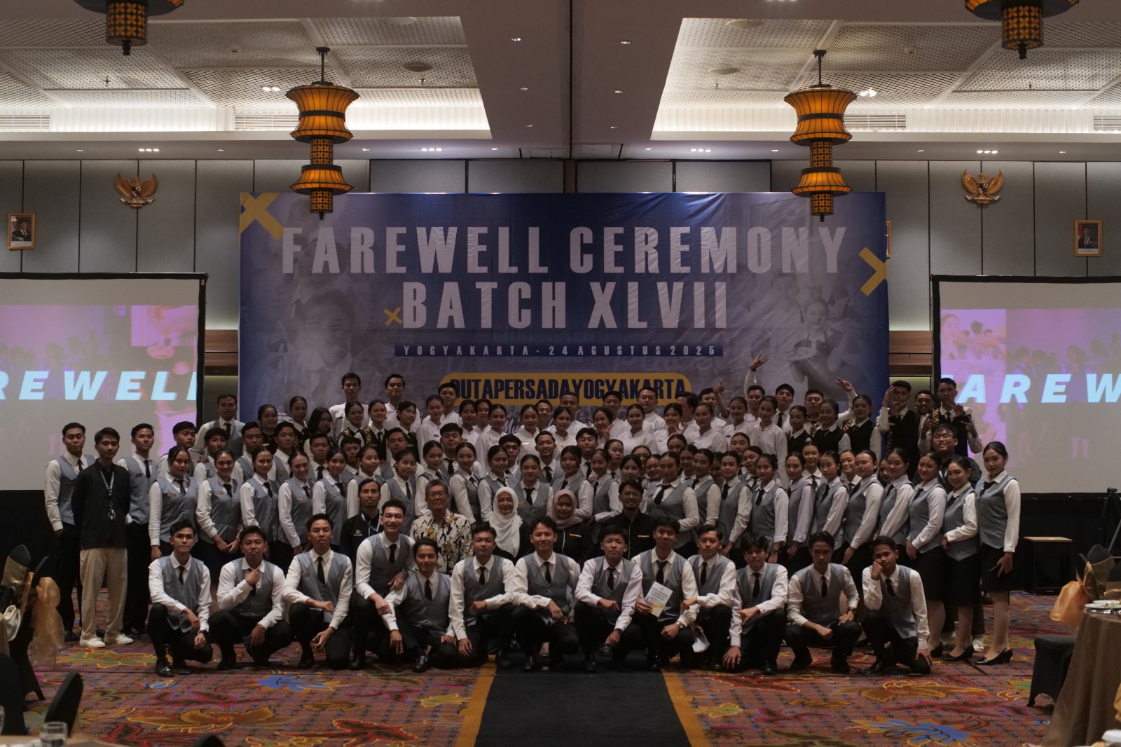 Farewell Ceremony Duta Persada: 125 Alumni Siap Hadapi Dunia Kerja Global