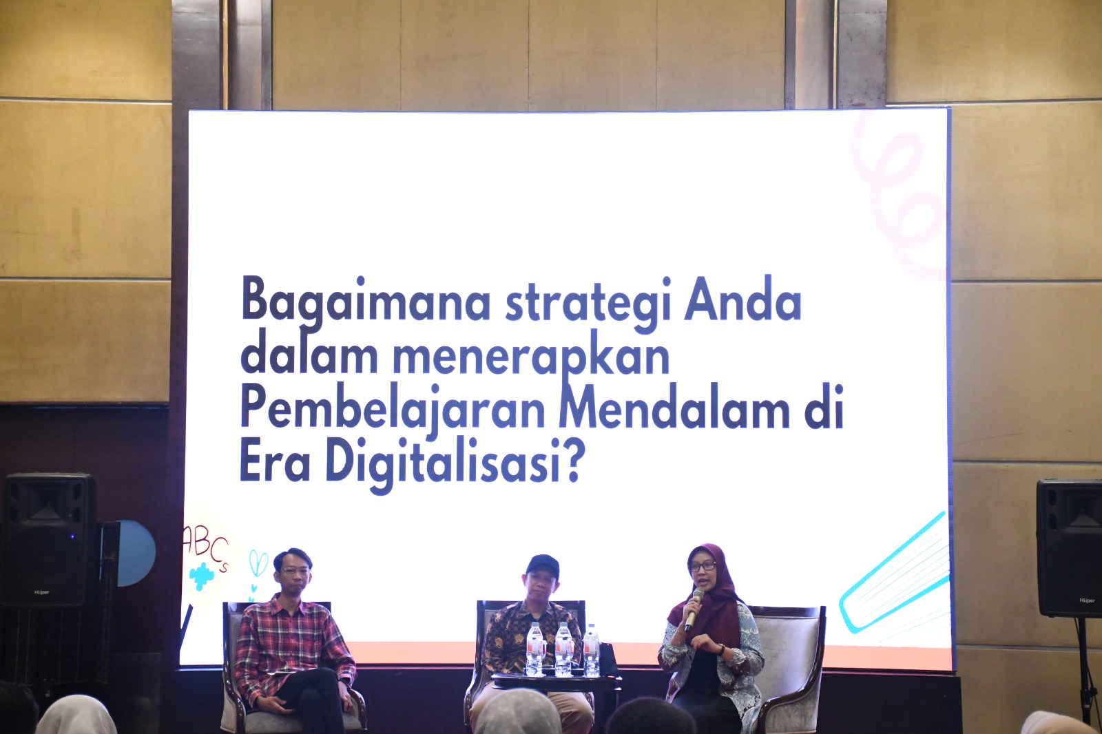 Pegiat Literasi Jadi Garda Depan Pembelajaran Mendalam di Era Digital